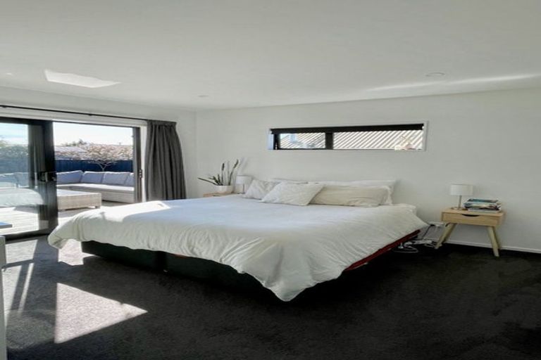 Photo of property in 33 Flockton Street, Mairehau, Christchurch, 8013