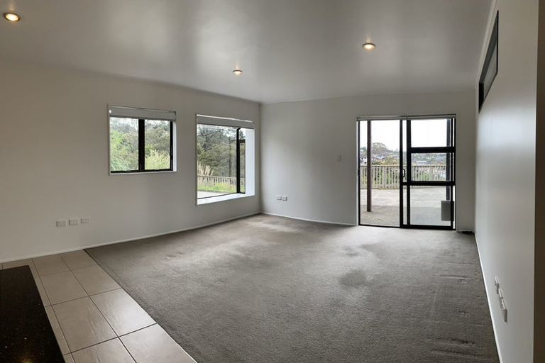 Photo of property in 122 Fairview Avenue, Fairview Heights, Auckland, 0632
