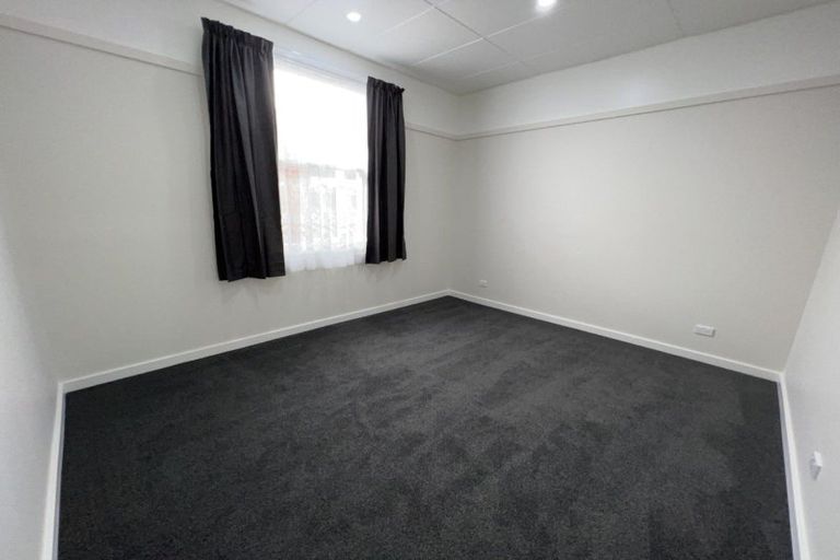 Photo of property in 27-29 Andrew Young Street, Palmerston North, 4410
