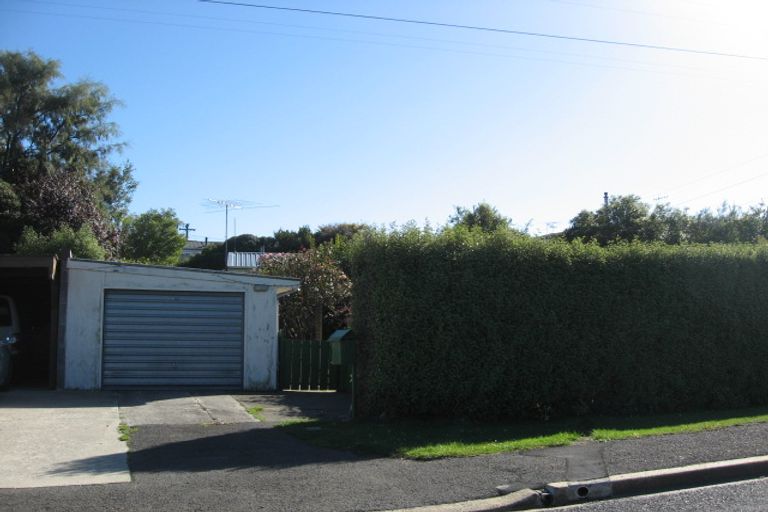 Photo of property in 10 Binnie Street, Abbotsford, Dunedin, 9018