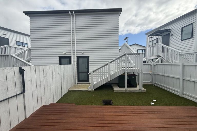 Photo of property in 20 Tukauri Place, Papakura, 2110