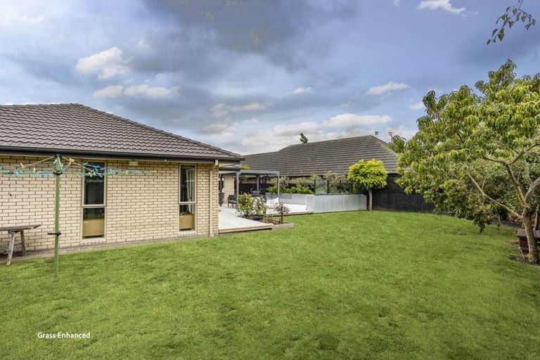 Photo of property in 7 Ambrose Place, Rangiora, 7400