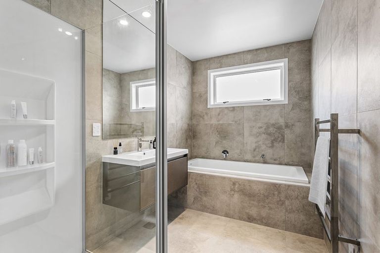 Photo of property in 117 Kopuru Road, Whenuapai, Auckland, 0618