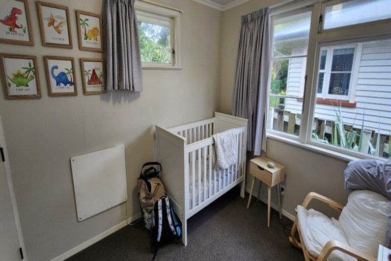 Photo of property in 61 Clawton Street, Westown, New Plymouth, 4310