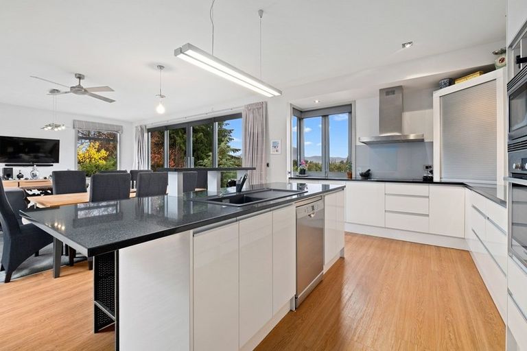 Photo of property in 293 Riverbank Road, Wanaka, 9382