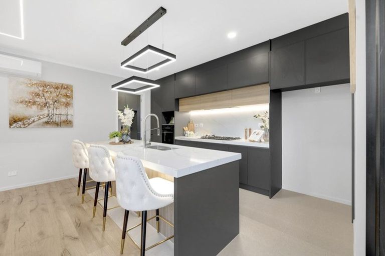 Photo of property in 14 Alluvial Street, Flat Bush, Auckland, 2019