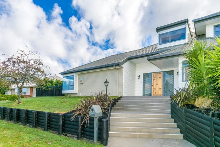 Photo of property in 2 Dallinger Street, St Andrews, Hamilton, 3200