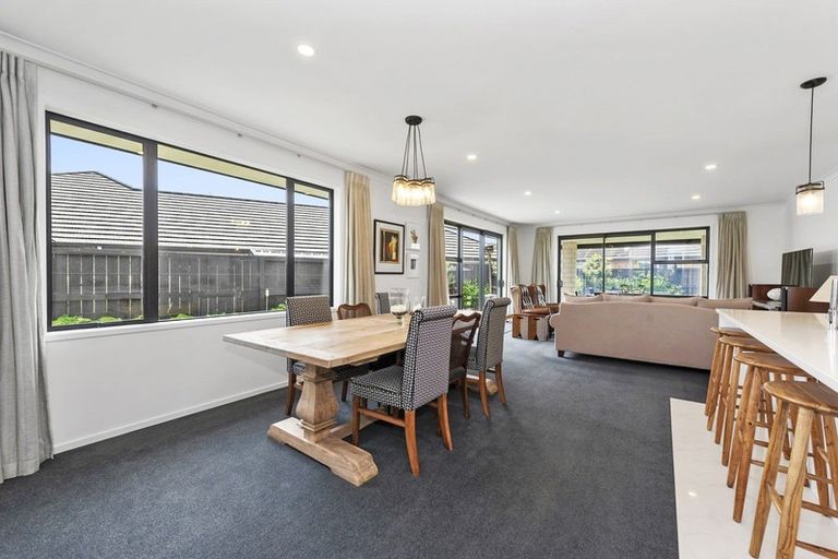 Photo of property in 230 Cumberland Drive, Flagstaff, Hamilton, 3210