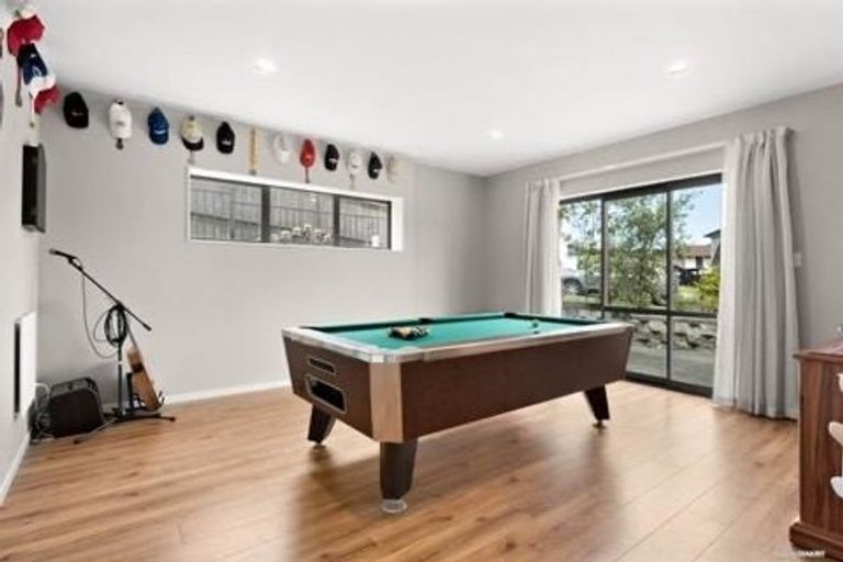 Photo of property in 11 Parkview Drive, Gulf Harbour, Whangaparaoa, 0930