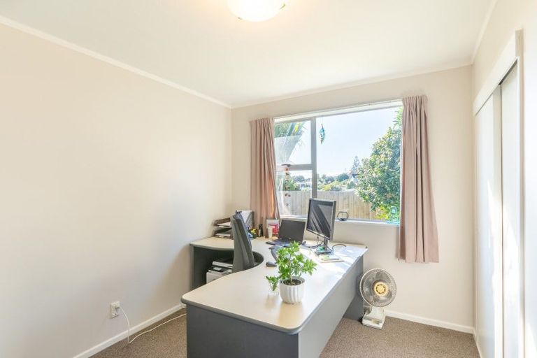 Photo of property in 39 Poplar Avenue, Raumati South, Paraparaumu, 5032