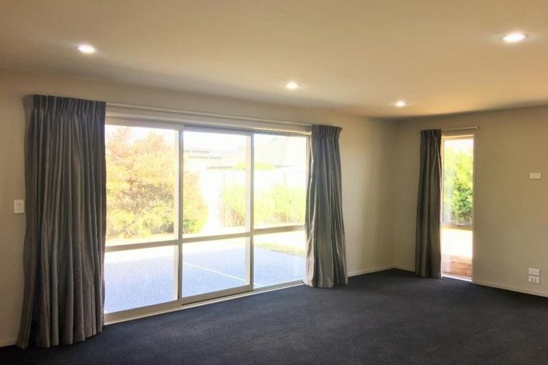 Photo of property in 17 Sovereign Boulevard, Kaiapoi, 7630