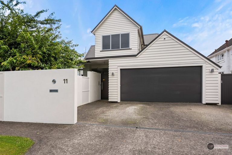 Photo of property in 11 Marina Grove, Hutt Central, Lower Hutt, 5010