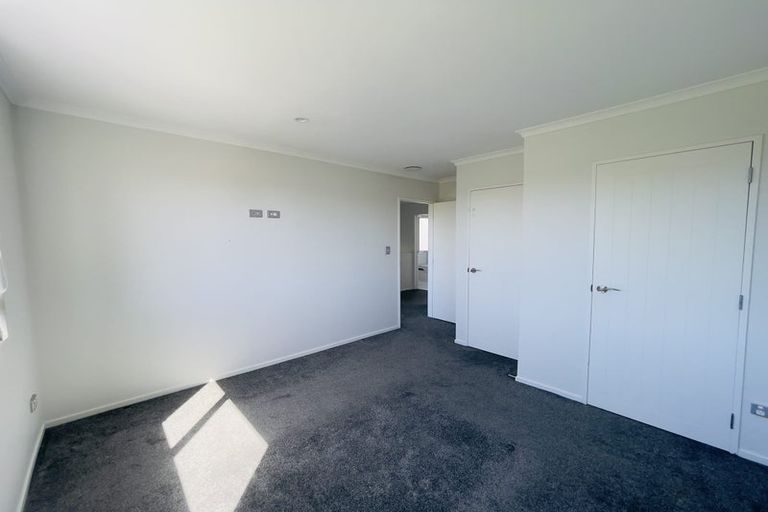 Photo of property in 32b Edinburgh Avenue, Rosehill, Papakura, 2113