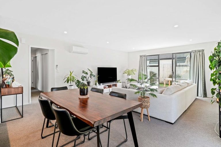 Photo of property in 22 Packard Crescent, Halswell, Christchurch, 8025