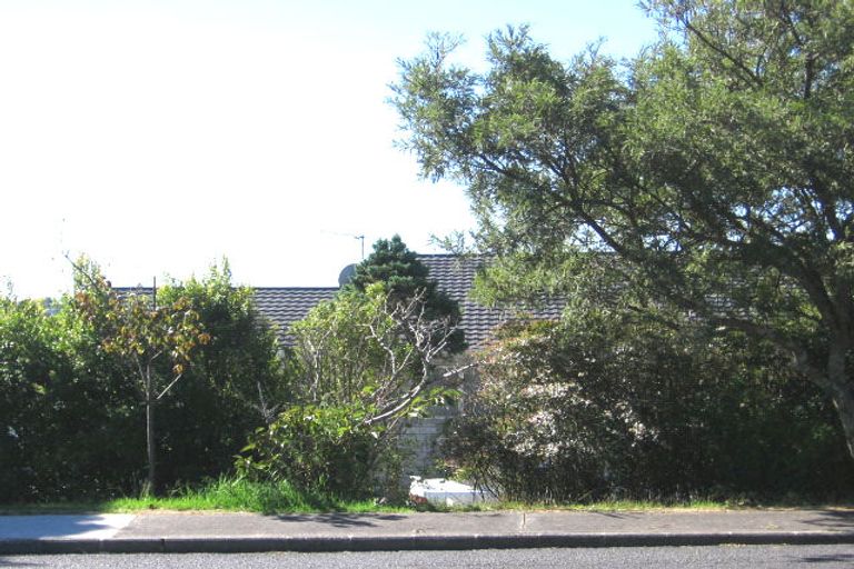 Photo of property in 627 Beach Road, Rothesay Bay, Auckland, 0630