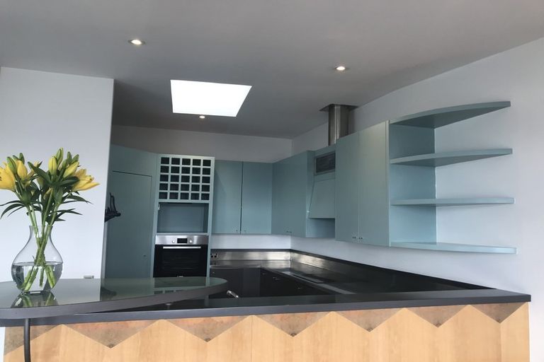 Photo of property in Dominion Apartments, 25/80 Victoria Street, Wellington Central, Wellington, 6011