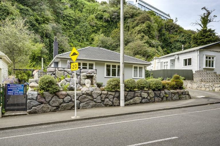 Photo of property in 151 Shakespeare Road, Bluff Hill, Napier, 4110