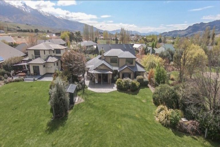 Photo of property in 28 Pisa Moorings Road, Mount Pisa, Cromwell, 9383