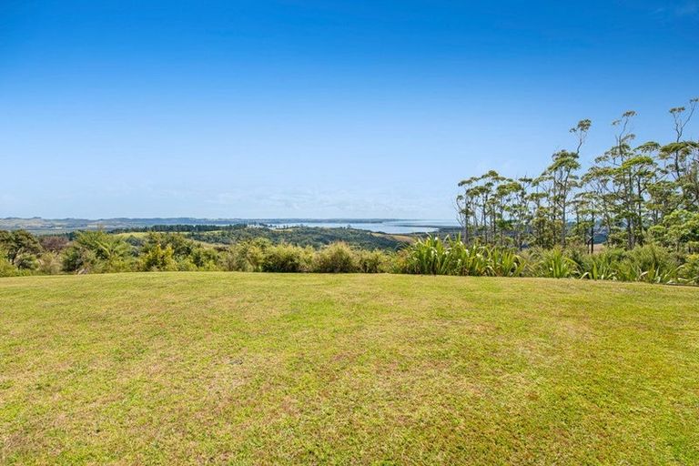 Photo of property in 155 West Road, Kaukapakapa, 0873