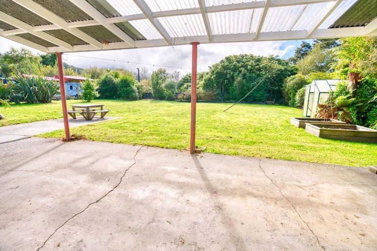 Photo of property in 33 Stafford Street, Blackball, 7804