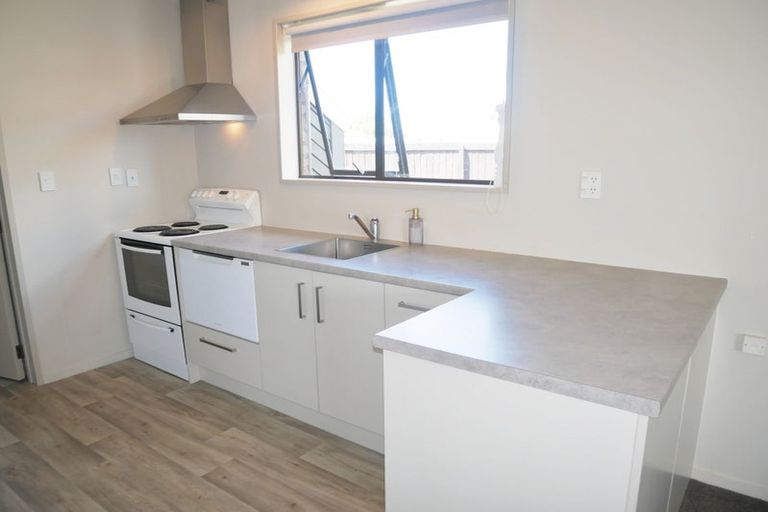 Photo of property in 60d Mcfaddens Road, St Albans, Christchurch, 8052