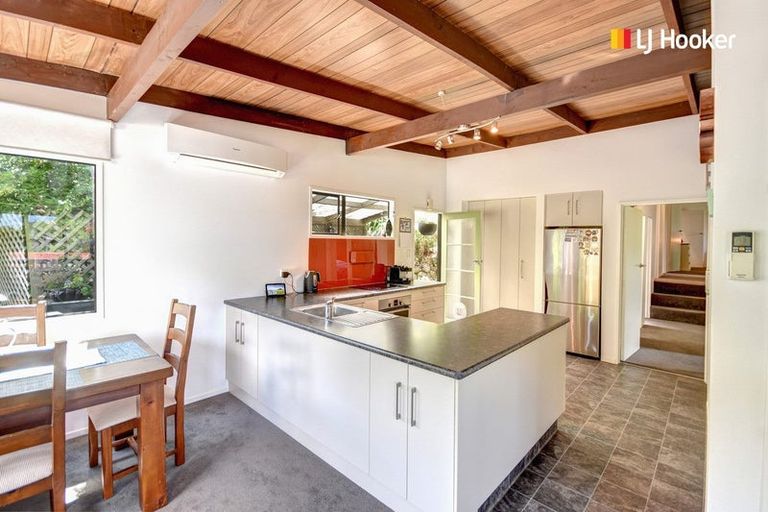 Photo of property in 82 Somerville Street, Andersons Bay, Dunedin, 9013