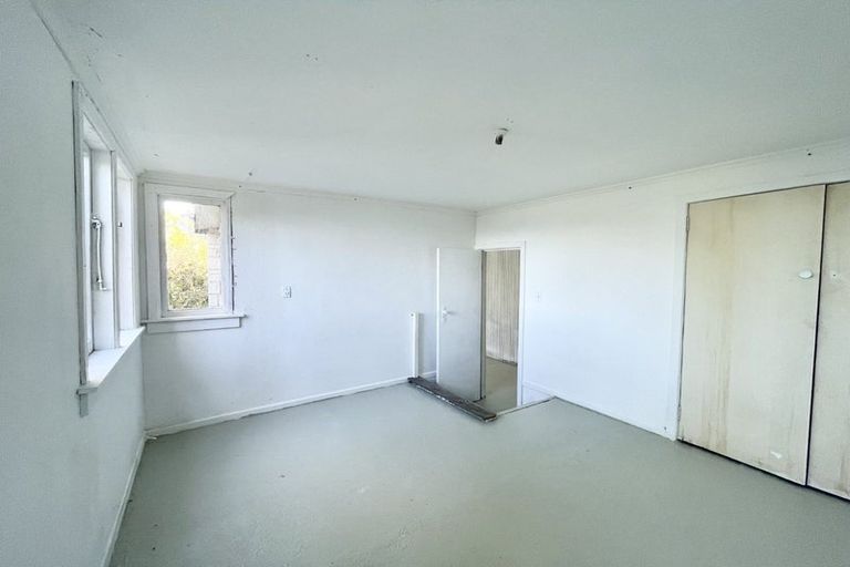 Photo of property in 741 South Titirangi Road, Titirangi, Auckland, 0604