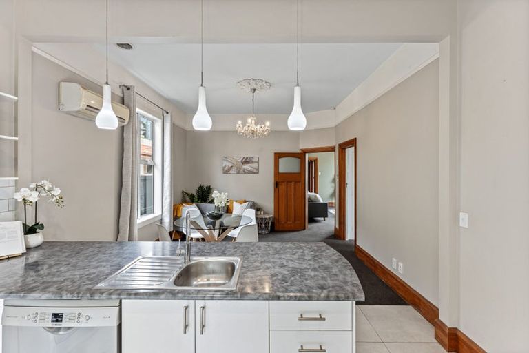 Photo of property in 70 Thackeray Place, Waltham, Christchurch, 8023