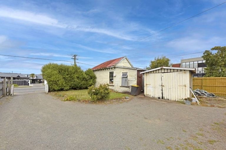 Photo of property in 27 Lincoln Road, Hillmorton, Christchurch, 8024