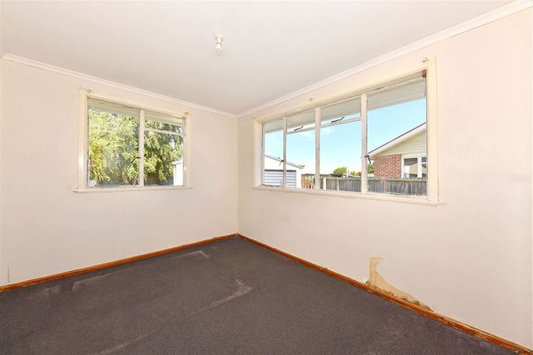 Photo of property in 12 Keri Place, Hei Hei, Christchurch, 8042