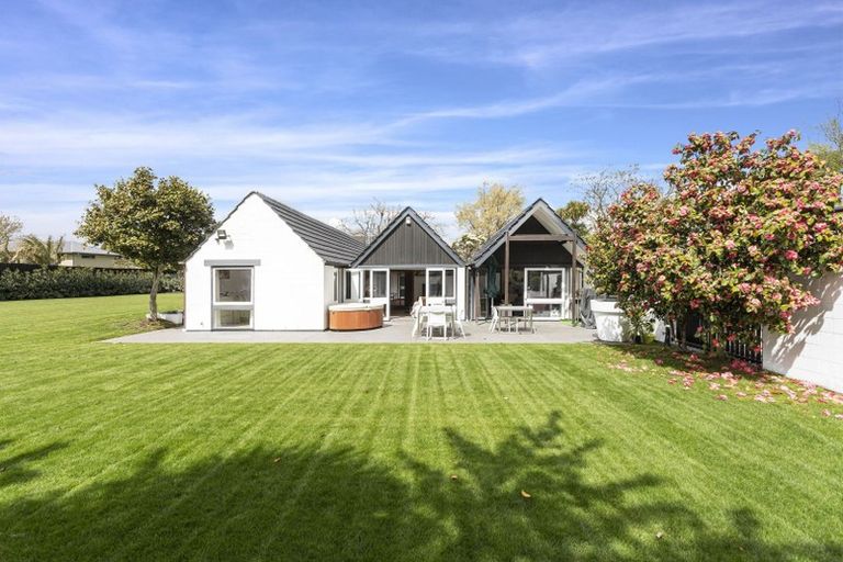Photo of property in 34a Jacksons Road, Merivale, Christchurch, 8014