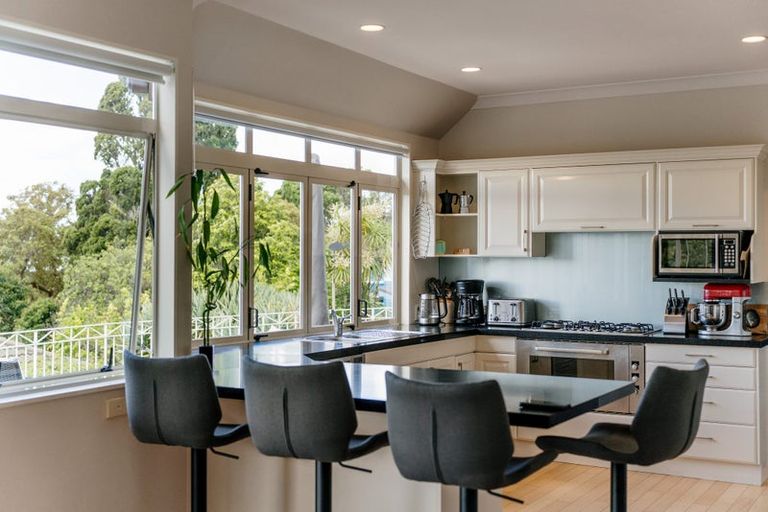 Photo of property in 19 Evelyn Road, Cockle Bay, Auckland, 2014