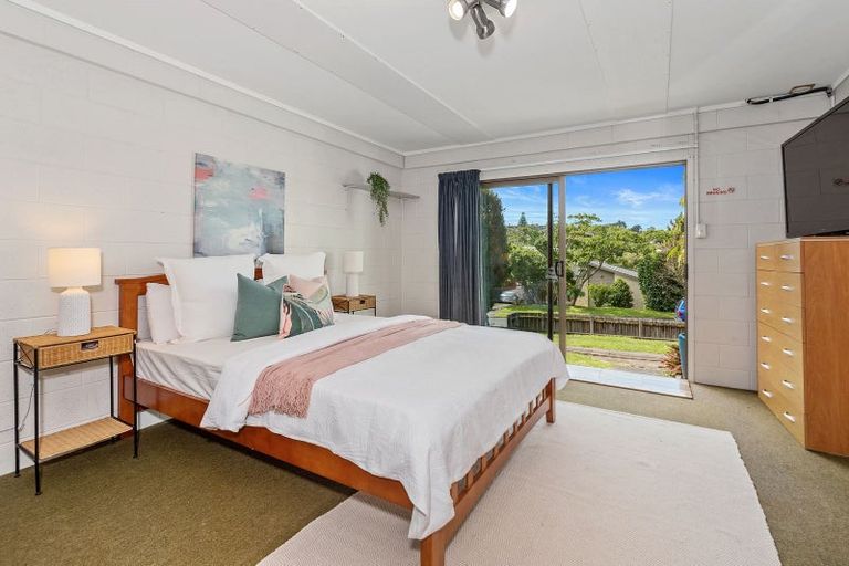 Photo of property in 28 Stapleford Crescent, Browns Bay, Auckland, 0630