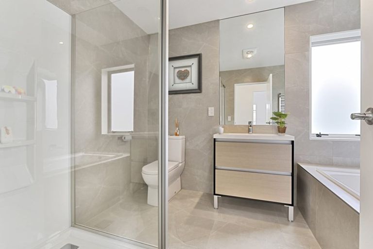 Photo of property in 4 Mcewan Street, Whenuapai, Auckland, 0618