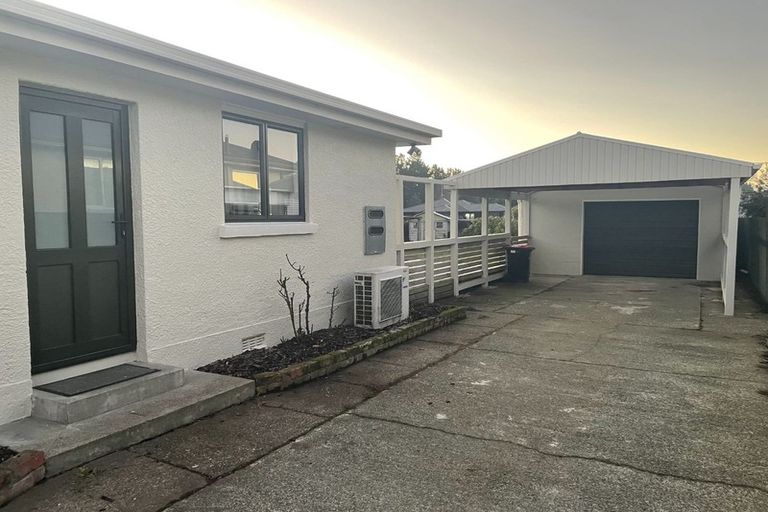 Photo of property in 38 Holloway Street, Waikiwi, Invercargill, 9810