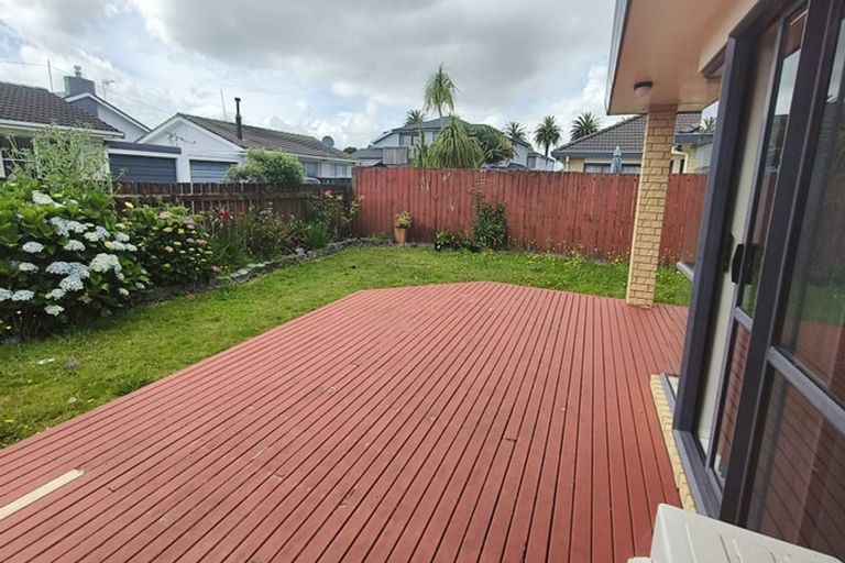 Photo of property in 2/48 Halsey Road, Manurewa, Auckland, 2102