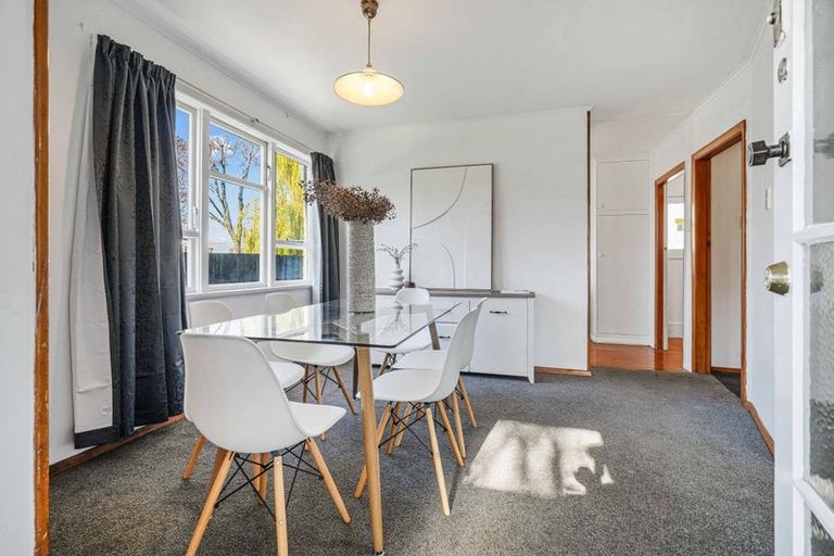 Photo of property in 61 Hillary Crescent, Upper Riccarton, Christchurch, 8041