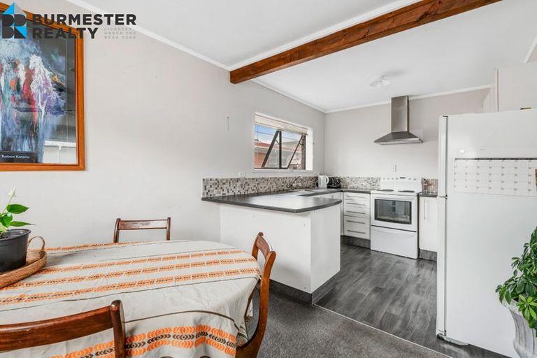 Photo of property in 1/140 Parkhurst Road, Parakai, 0830