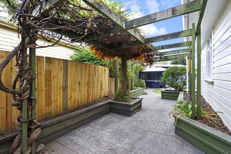 Photo of property in 81 Ellis Street, Brightwater, 7022