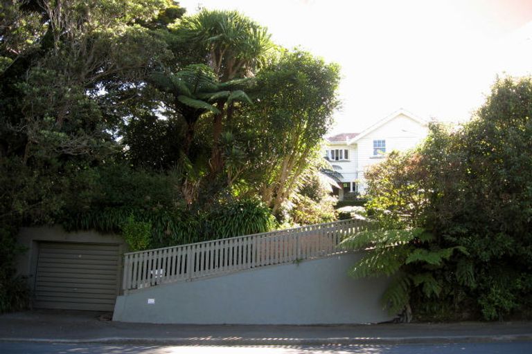 Photo of property in 62 Homewood Avenue, Karori, Wellington, 6012