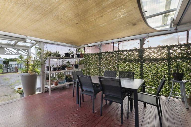 Photo of property in 80 Rosella Road, Mangere East, Auckland, 2024