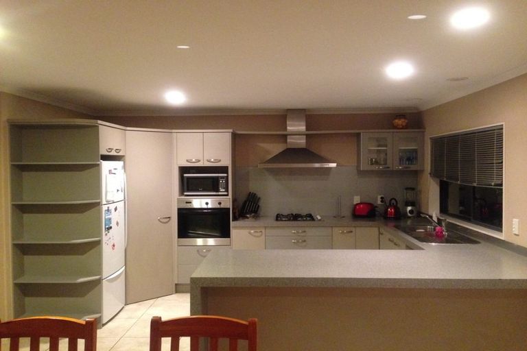 Photo of property in 10 Premwood Road, Flat Bush, Auckland, 2016