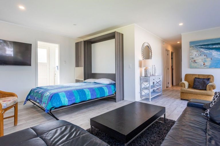 Photo of property in 115 Rangi Avenue, Whangamata, 3620