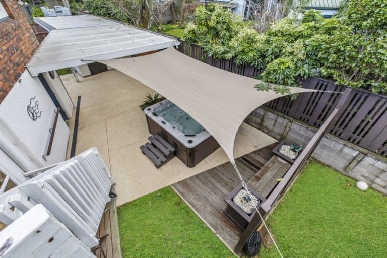 Photo of property in 1 Bushlands Place, Opaheke, Papakura, 2113