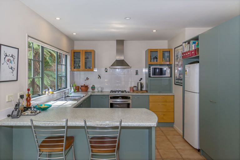 Photo of property in 13l Eban Avenue, Hillcrest, Auckland, 0627