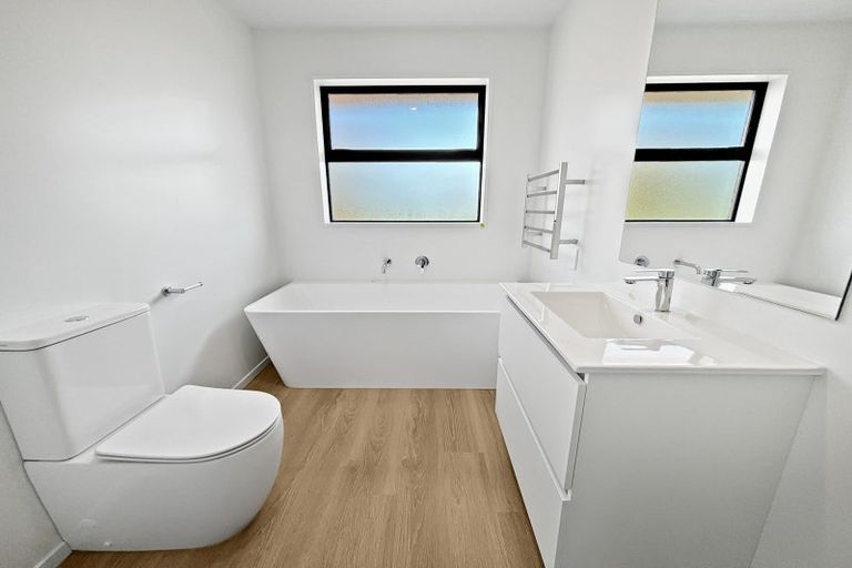 Photo of property in 13 Comer Street, Halswell, Christchurch, 8025