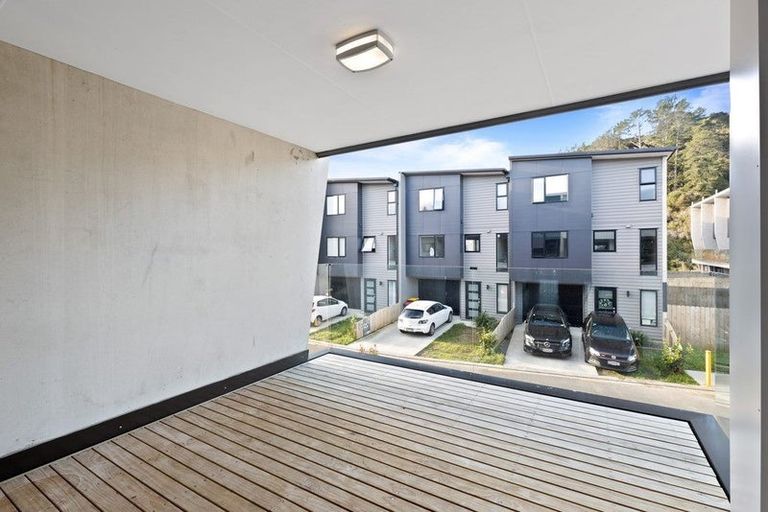 Photo of property in 9/5 Perekia Street, Albany, Auckland, 0632
