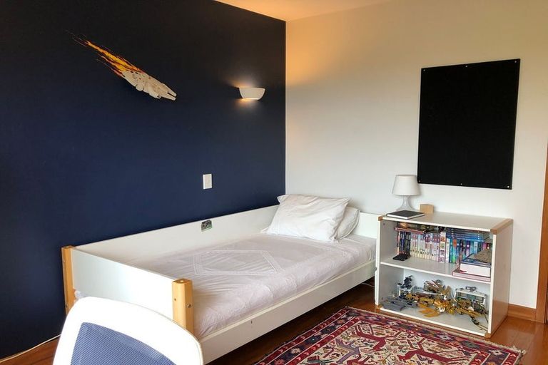 Photo of property in 9 City View Terrace, Birkenhead, Auckland, 0626