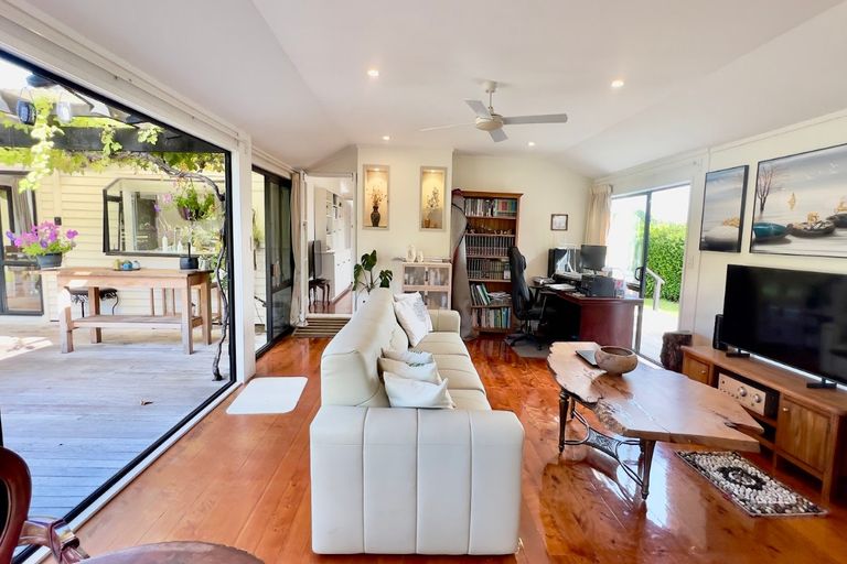 Photo of property in 172 Ellett Road, Karaka, Papakura, 2580