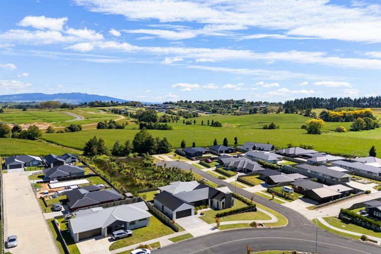 Photo of property in 28 Acacia Avenue, Kihikihi, Te Awamutu, 3800
